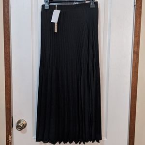 Max Studio Black Pleated Maxi Midi Long 2 Layer Jacquard Pleated Skirt Xs
